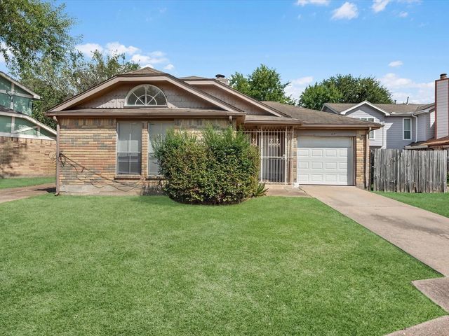 6338 Southwood Court N, Houston