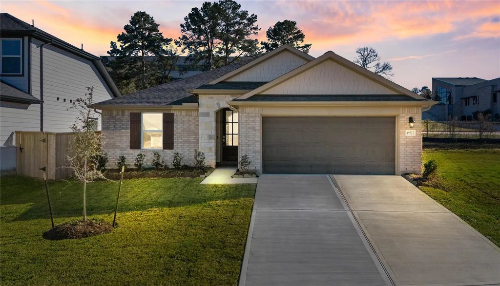 19737 Flag View Drive, Montgomery