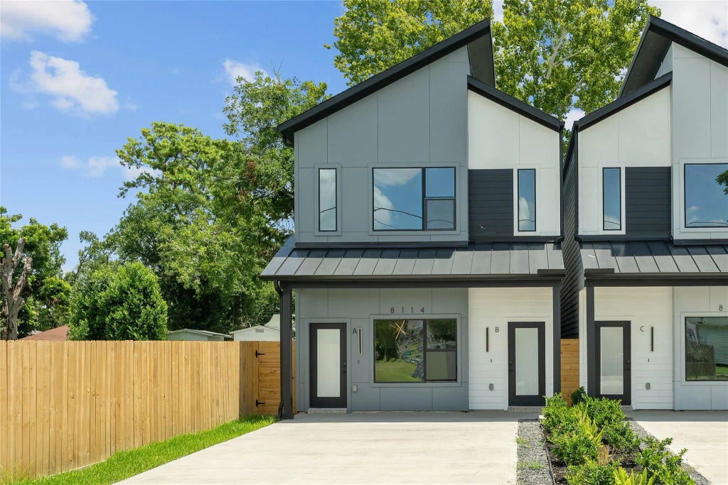8114 Double Avenue A, Houston
