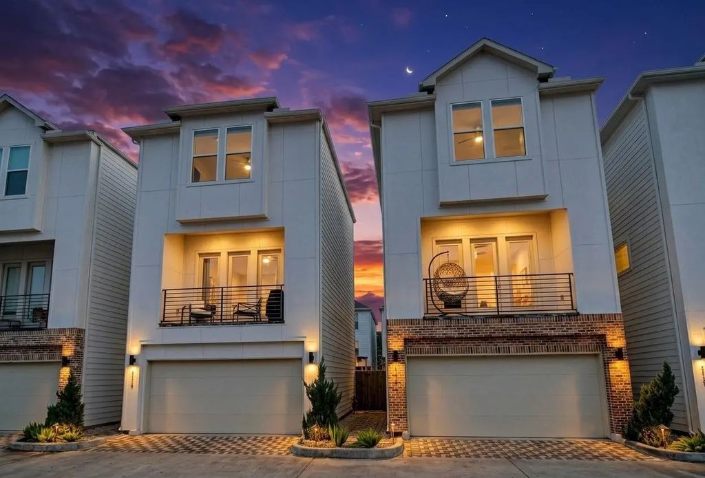 2110 Bello Amanecer Lane, Houston