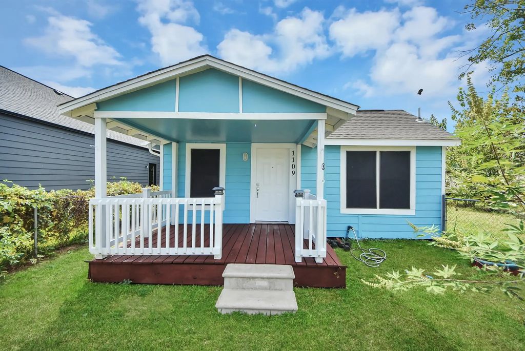 1109 Carver Street, Baytown