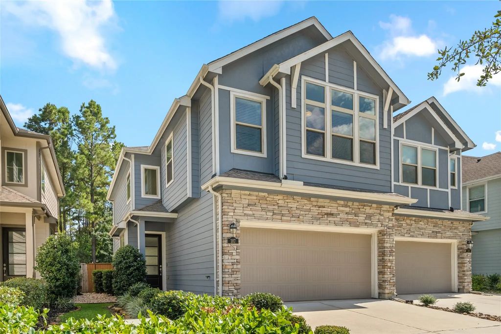 187 Moon Dance Court, Conroe