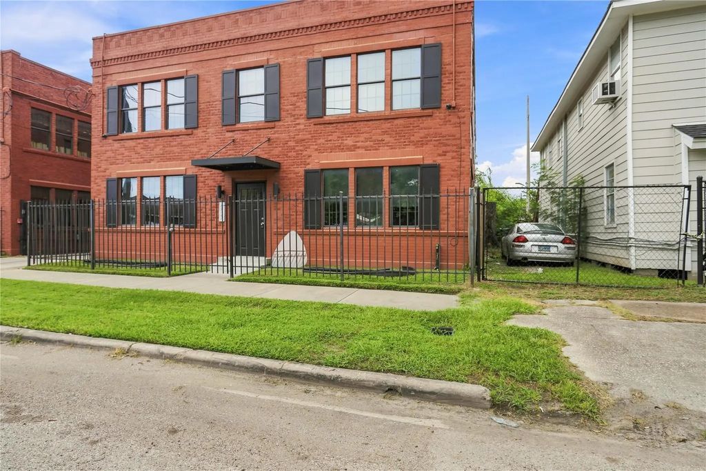 6827 Avenue C A, Houston