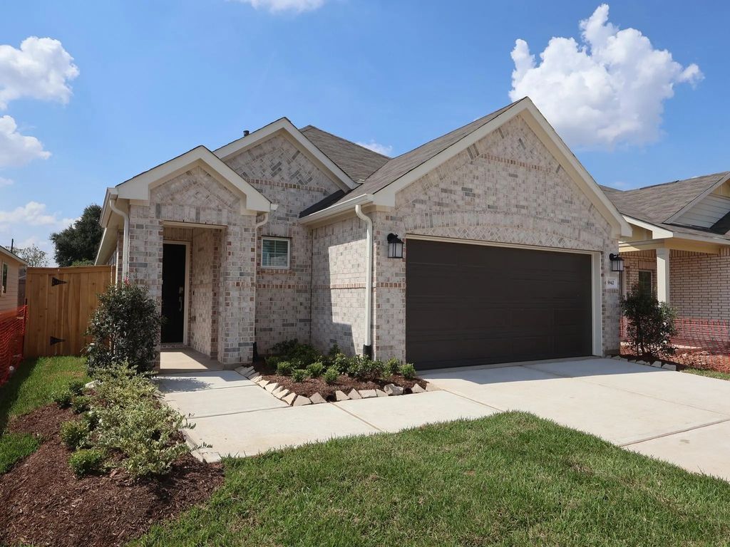 5942 Texas Sun Drive, Fulshear