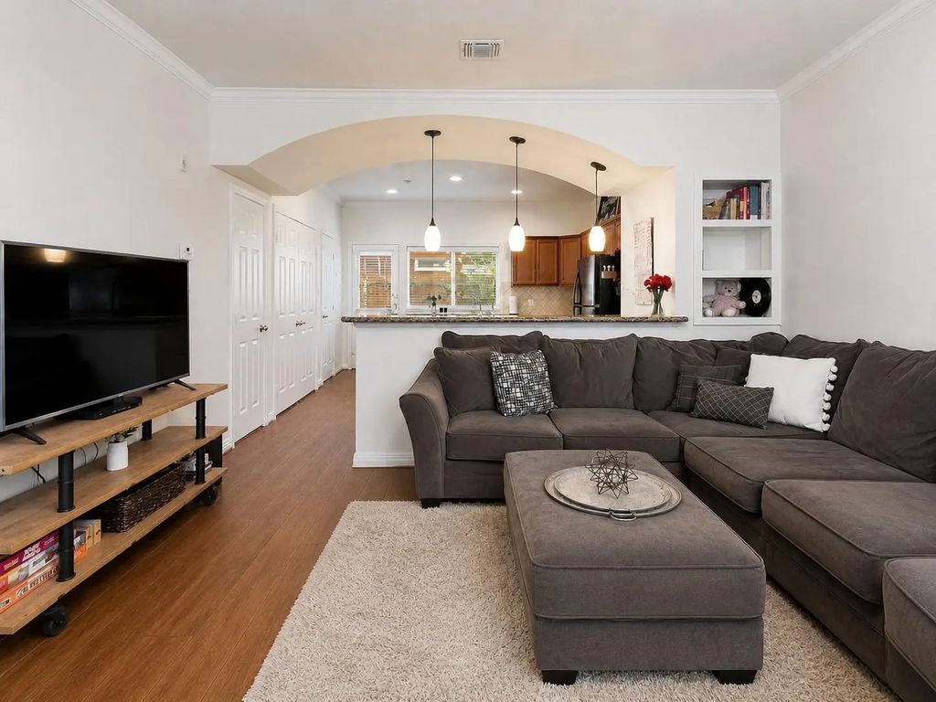 1198 Jones Butler Road 2708, College Station