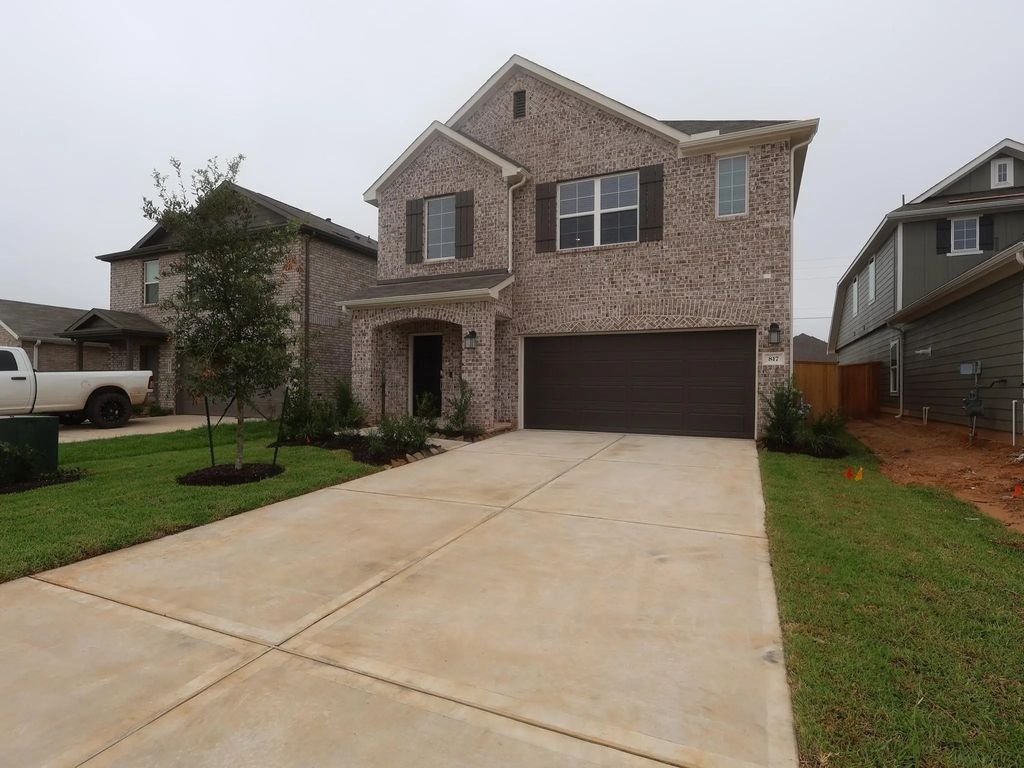 817 Village Brook Drive, Willis
