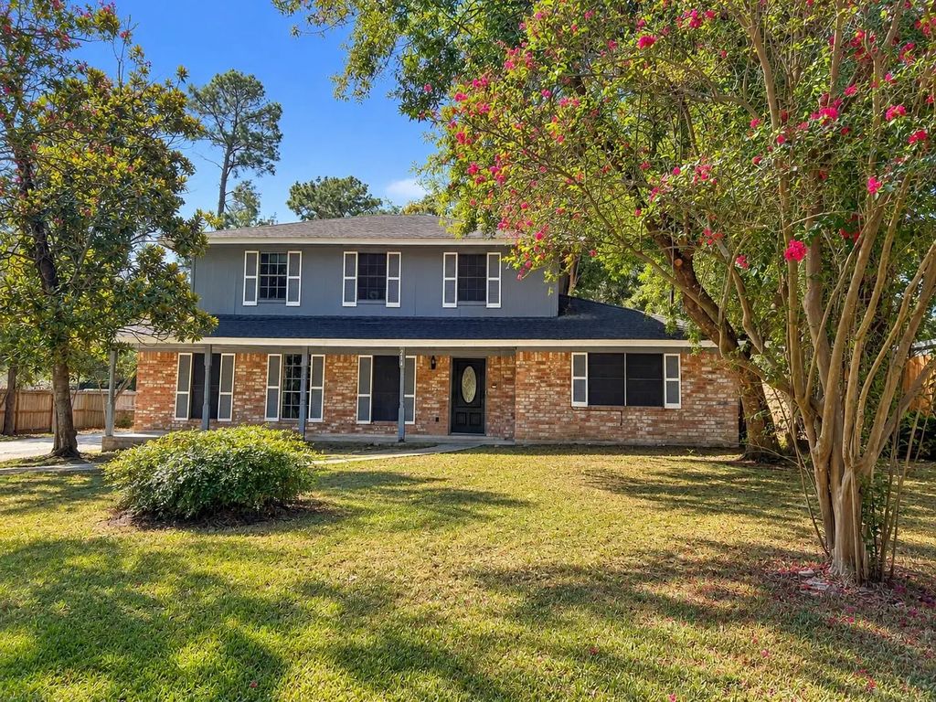 214 Birchwood Drive, Spring