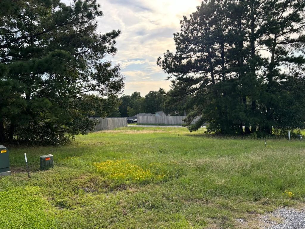 24 Silver Lakes Drive, Huntsville