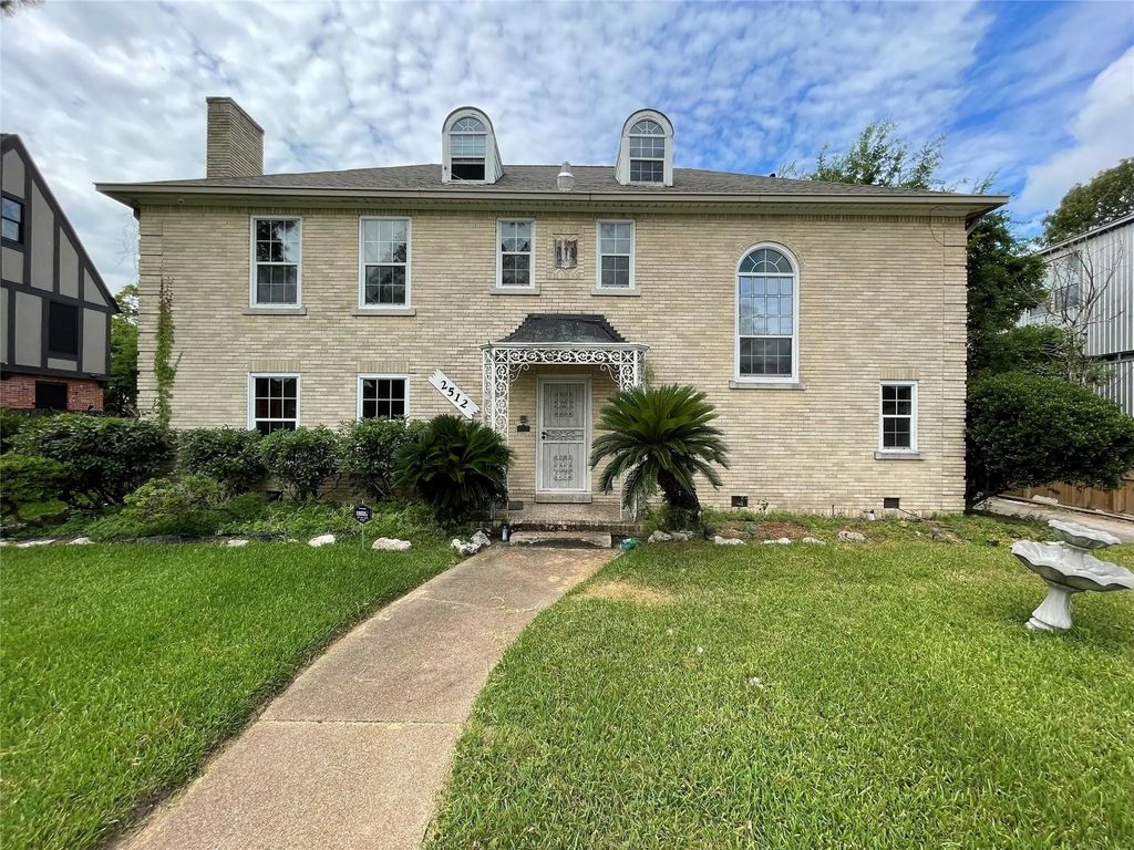 2512 Calumet Street 6, Houston