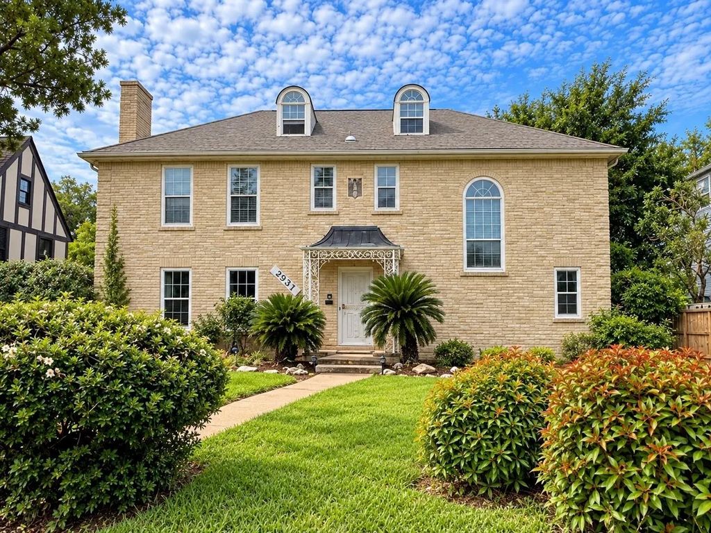 2512 Calumet Street 6, Houston