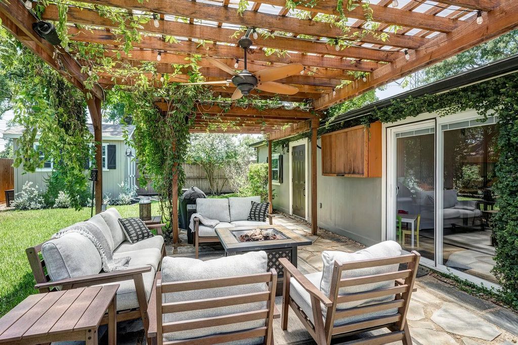 3006 Helberg Road, Houston