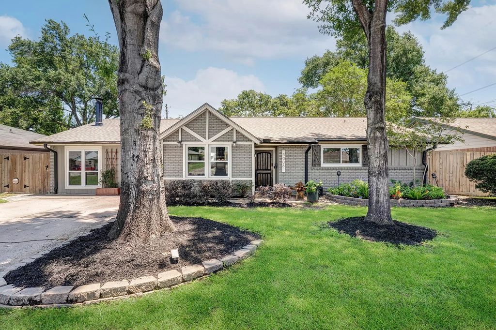 3006 Helberg Road, Houston