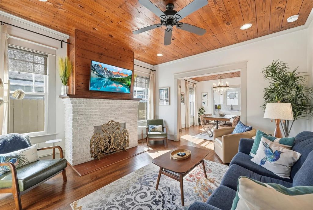 4524 Avenue O 1/2, Galveston