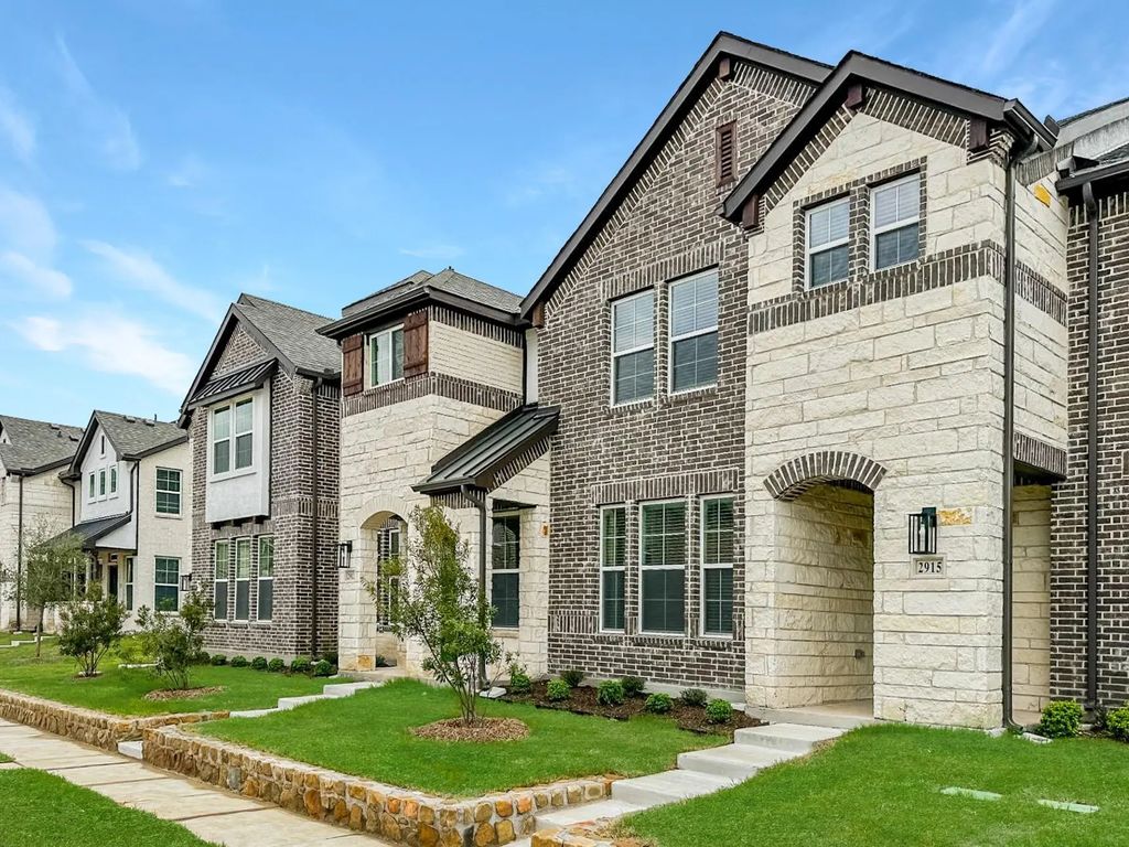 2938 Elle Drive, Grand Prairie