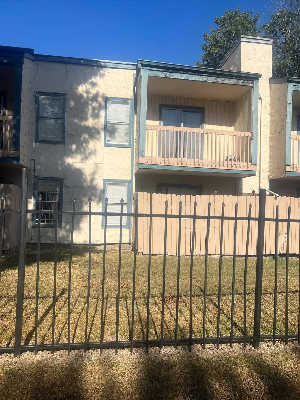 9898 Club Creek Dr 405, Houston