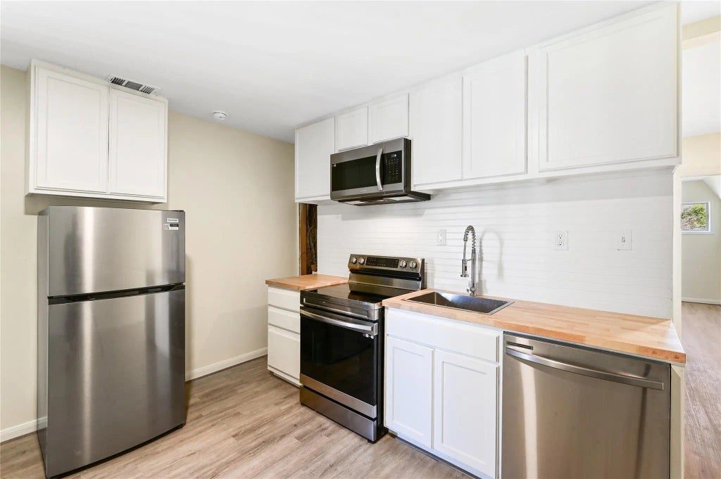 1011 W 10th Street 3, Houston