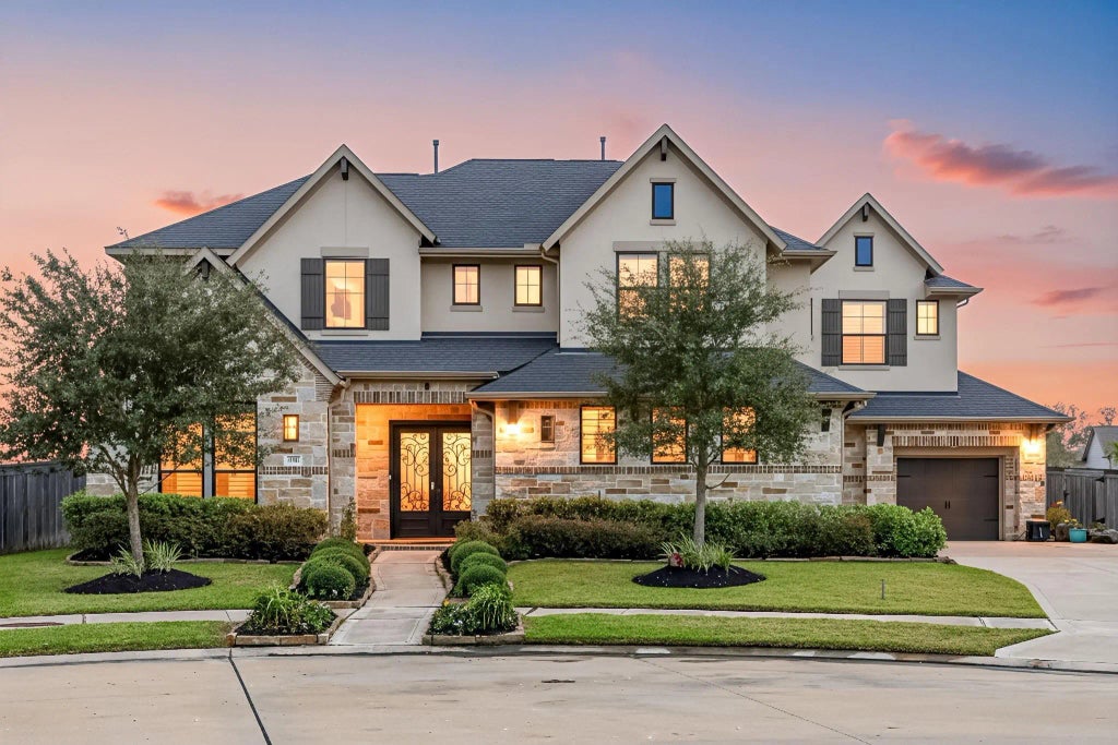 2230 Azure Spring Drive, Missouri City