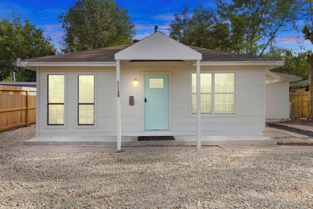 5530 Malmedy Road, Houston