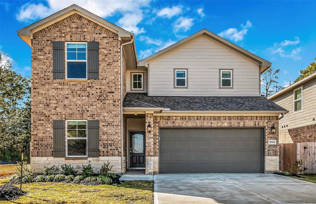 17925 Canopy Trace Court, Conroe