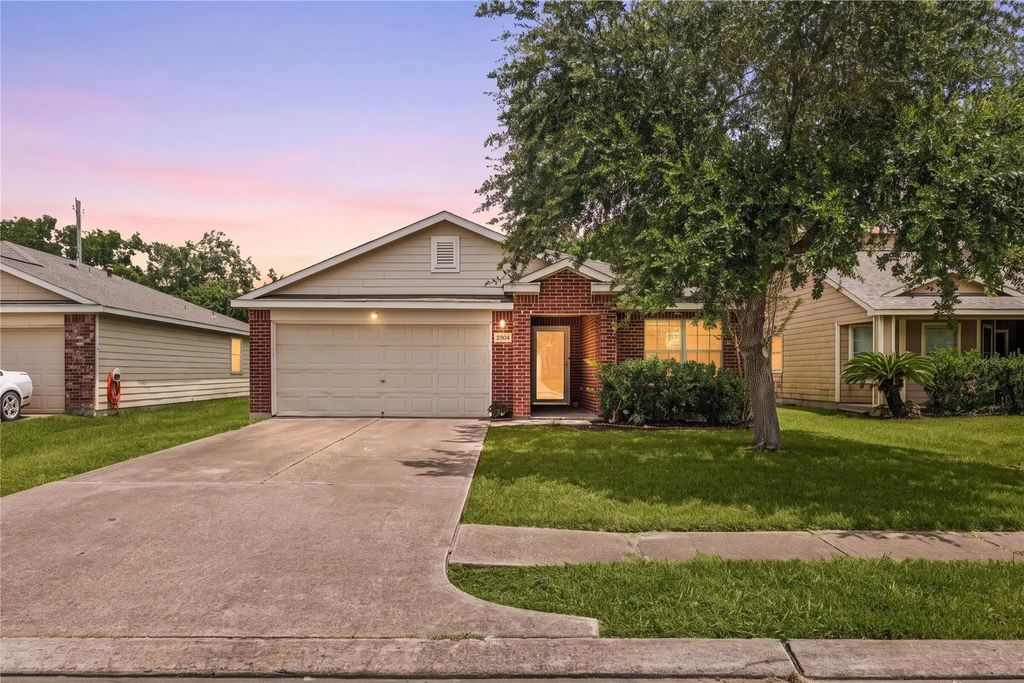 2604 Redfish Drive, Texas City