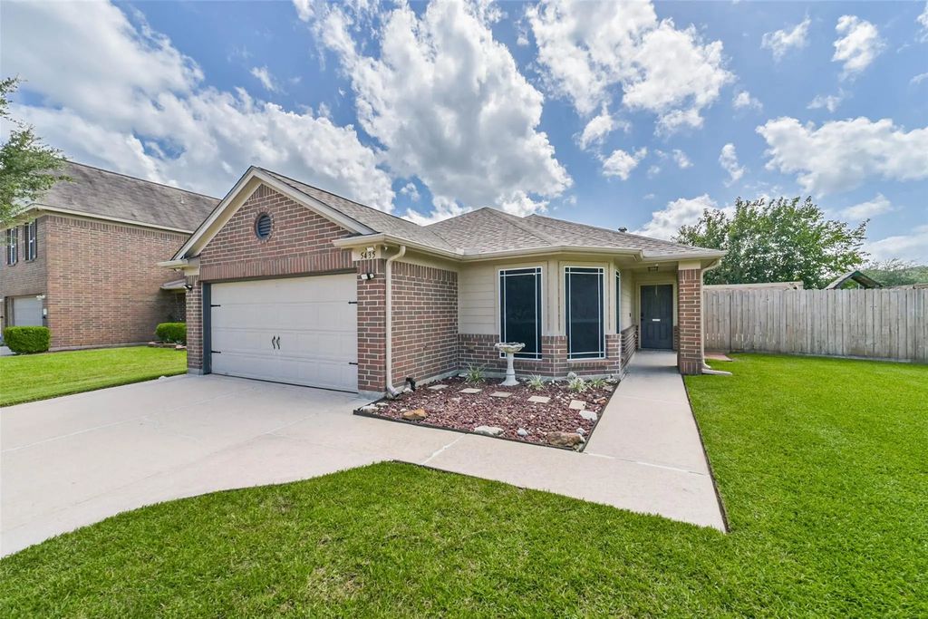 5435 Ginseng Drive, Baytown
