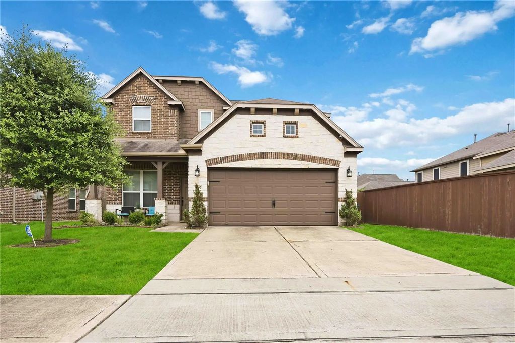 14702 Meadow Acre Trail, Houston