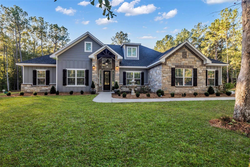 8702 Bronco Lane, Waller