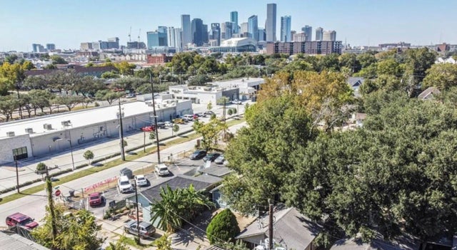 305 N Ennis Street, Houston