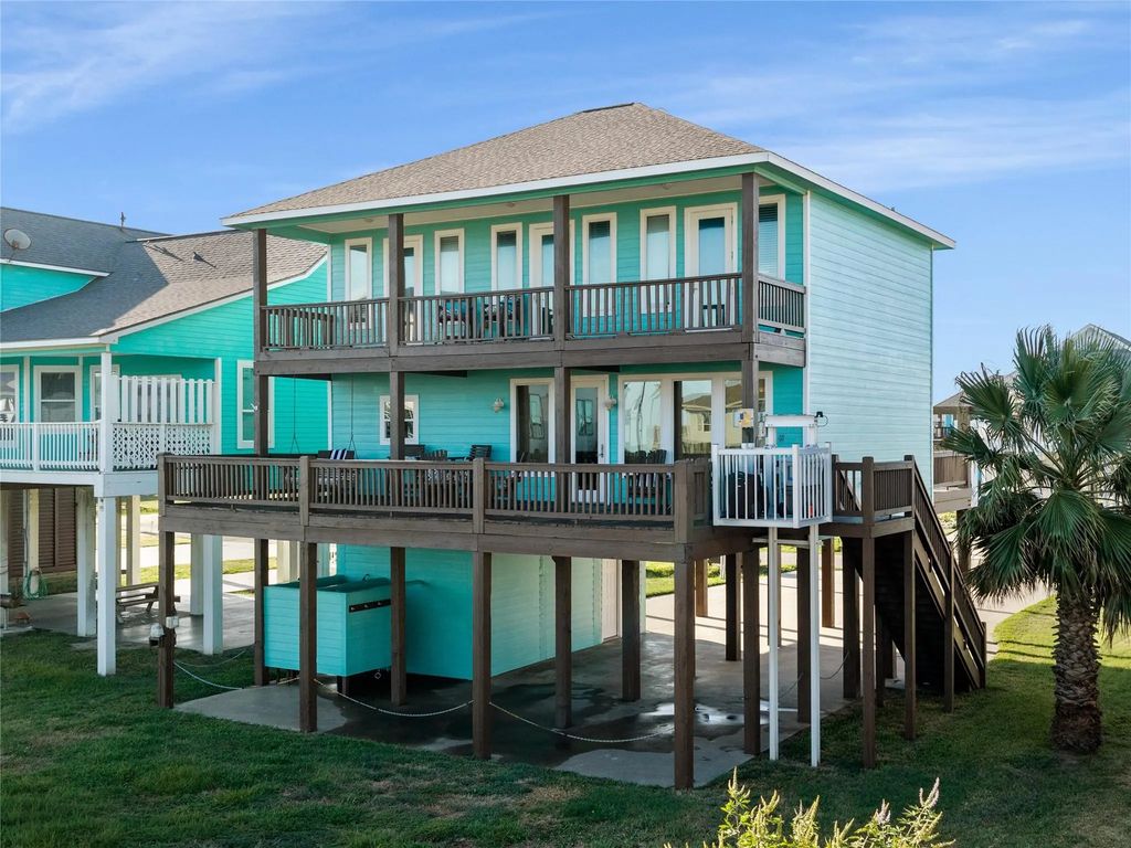 110 Ocean View Drive, Crystal Beach