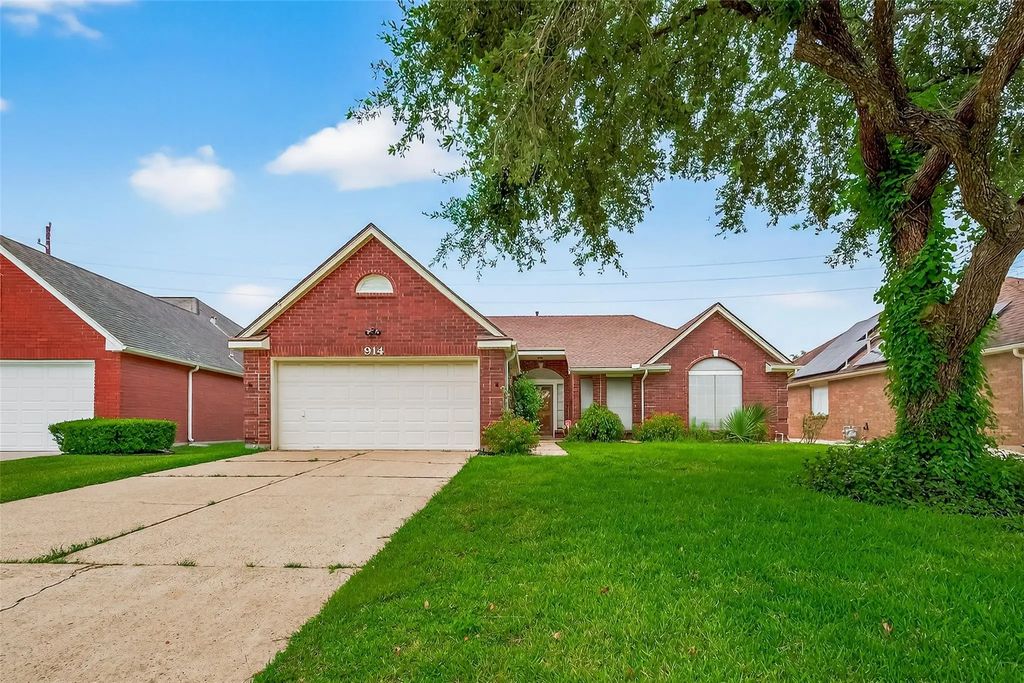 914 W Peach Hollow Circle, Pearland