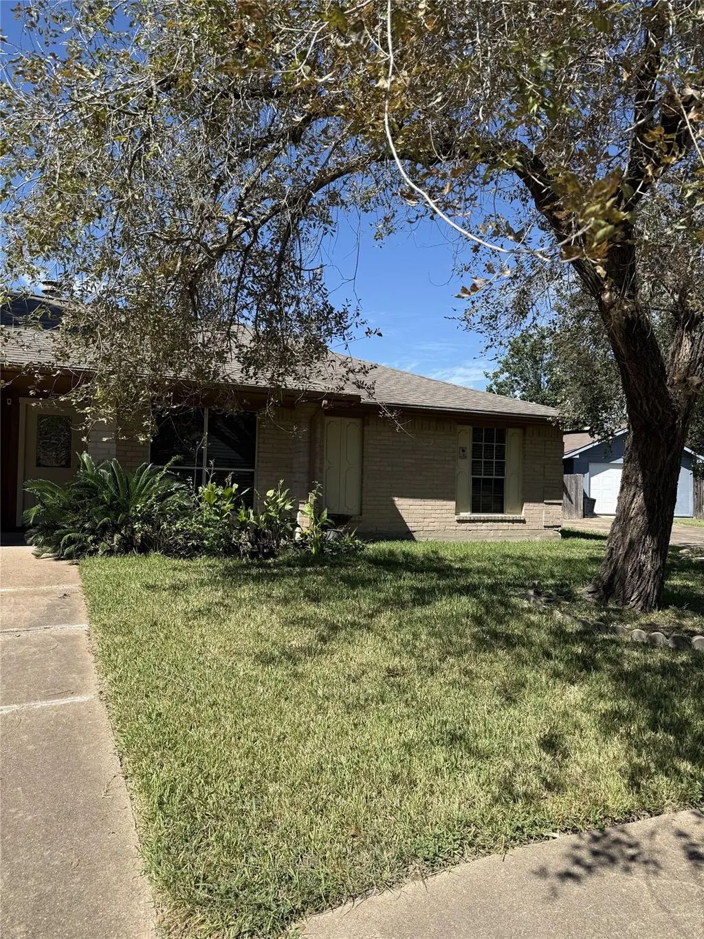 3846 Old Post Road, Houston