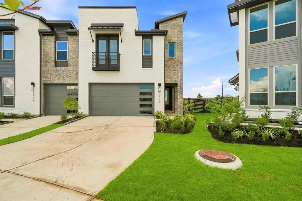 16710 Skylark Forest Drive, Cypress