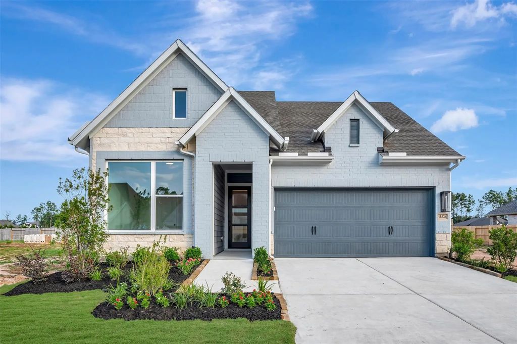 18234 Upper Brook Street, Conroe