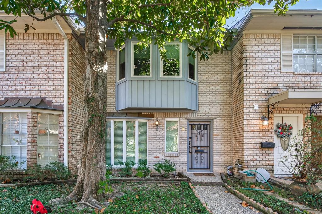 5530 Holly Street F, Houston