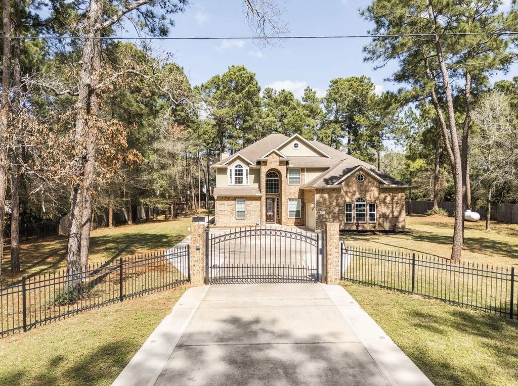 22306 Baneberry Road, Magnolia