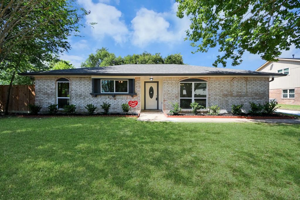 15814 Ridgerock Road, Missouri City