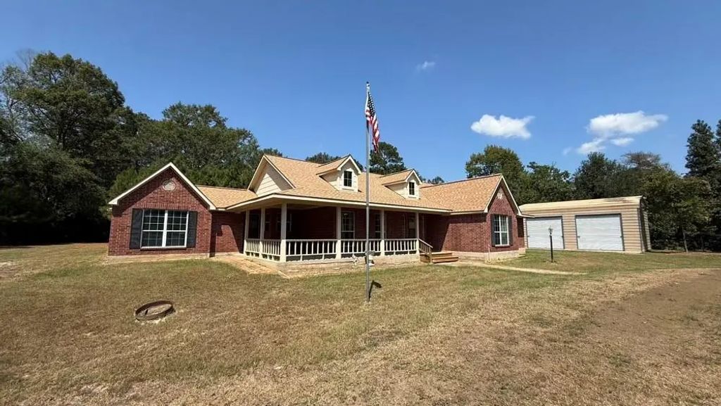 2480 Fm 2610, Livingston
