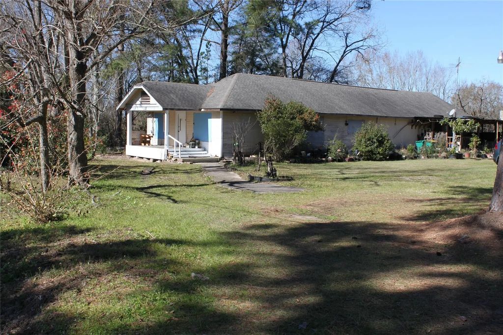200 Dr Martin Luther King Jr Place S, Conroe