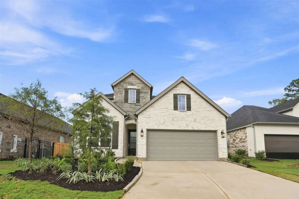 7106 Carriage Light Drive, Magnolia