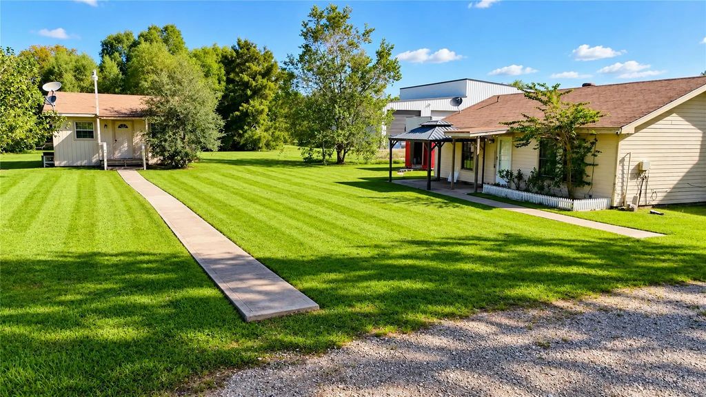 13632 Montgomery Road, Santa Fe