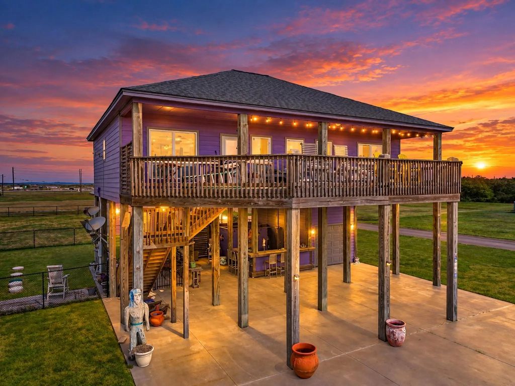 205 Padre Island, Crystal Beach