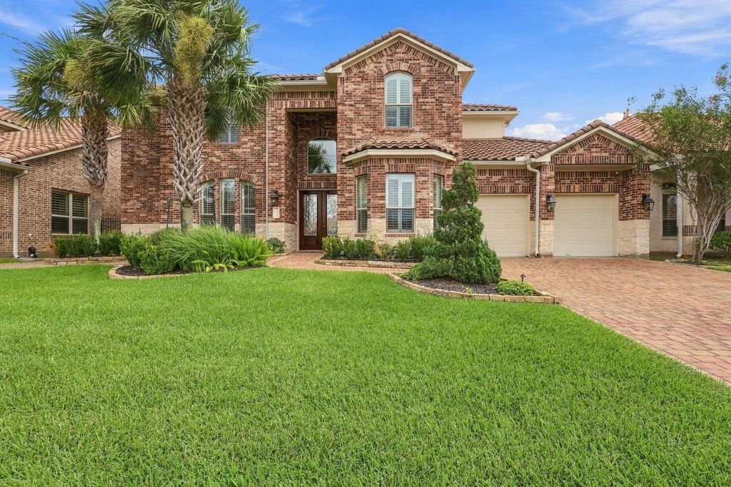 18415 Windsor Lakes Drive, Houston
