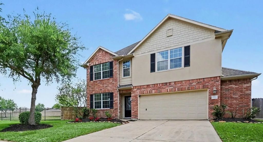 9719 Opal Rock Drive, Rosharon