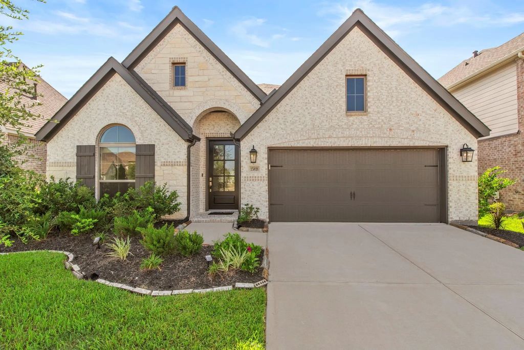 15818 Weston Ridge Drive, Humble