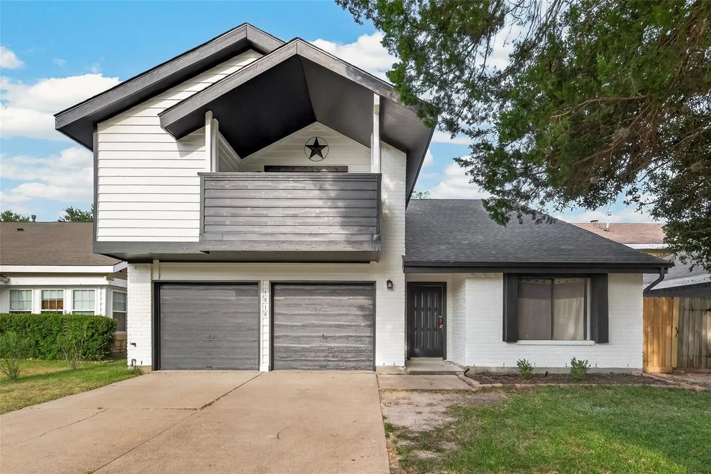 1818 Foxlake Drive, Houston