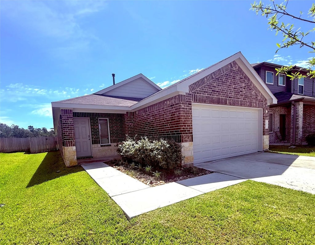 24446 Elmwood Falls Drive, Spring