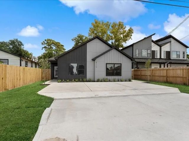 8116 Double Avenue A/b, Houston