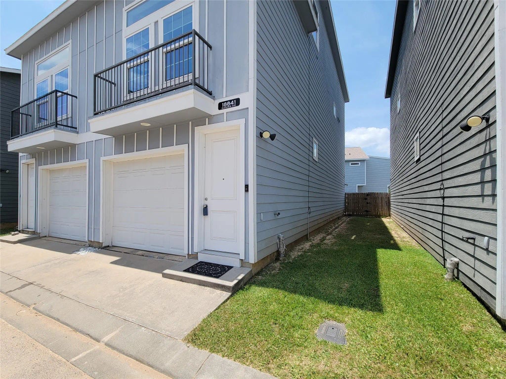 18841 Elegance Avenue, Spring