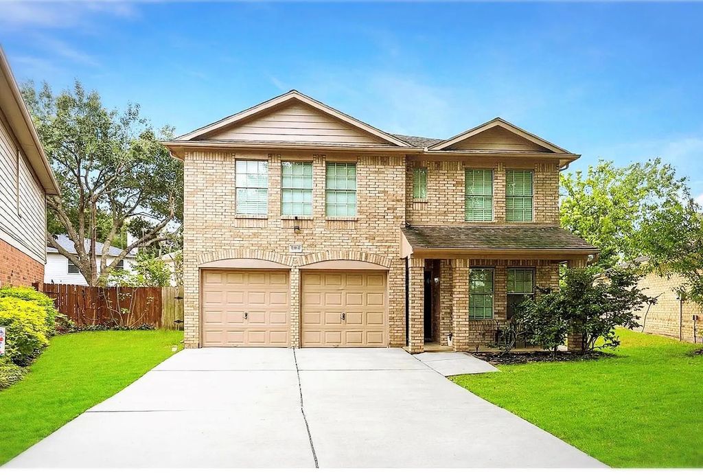 19711 Canyon Gate Court, Katy