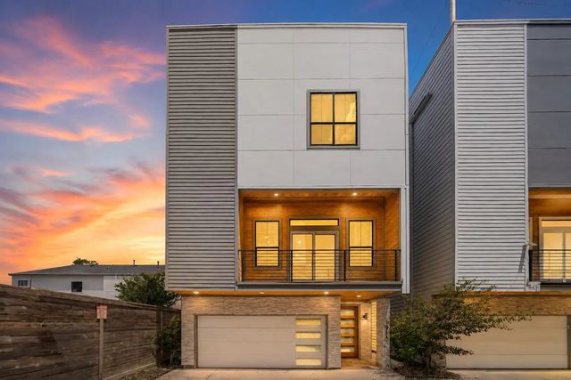 1305 E 27th Street A, Houston